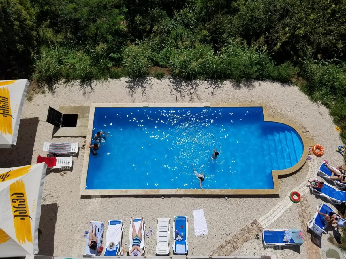Vita Gardenia Hotel Tskaltubo Exterior foto