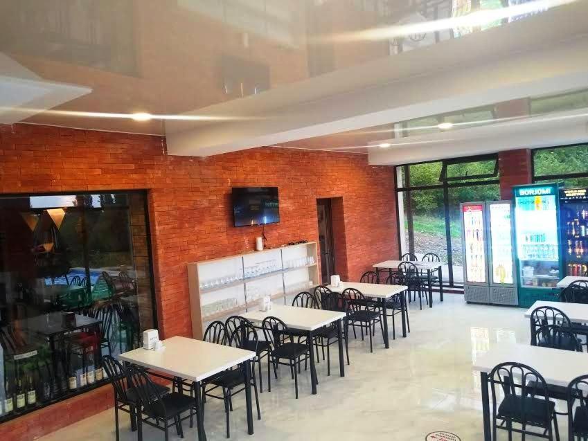 Vita Gardenia Hotel Tskaltubo Exterior foto